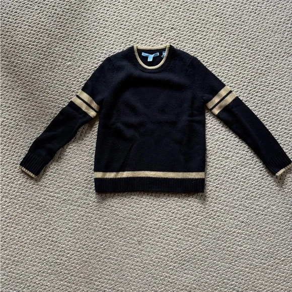 Draper James 100% wool spirit sweater in black and gold - Picture 2 of 5